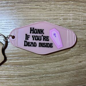 Honk if you’re dead inside 💀 keychain - pink